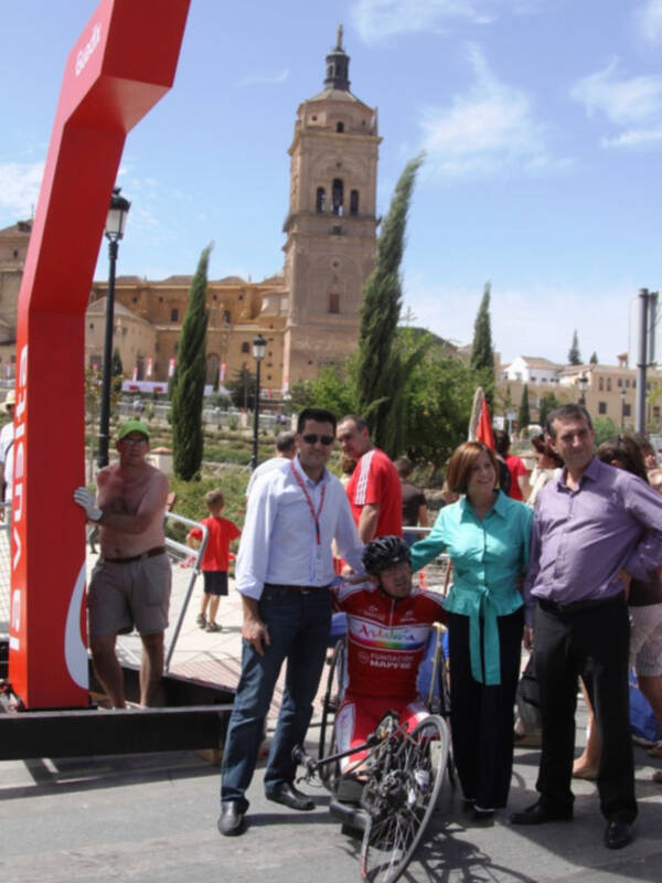 Salida desde Guadix de la Quinta etapa de la Vuelta Ciclista a España