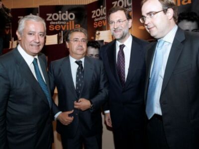 Patricia Rato, la Duquesa de Alba y Rjoy acompañan a Juan Ignacio Zoido en la presentación de su libro Zoido, destino Sevilla