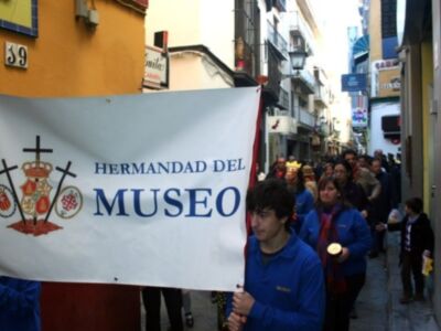 Caravana de Navidad de la Hermandad del Museo‏