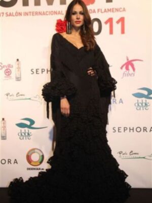 Beatriz Trapote regresa de Colombia y se estrena como modelo en Simof 2011