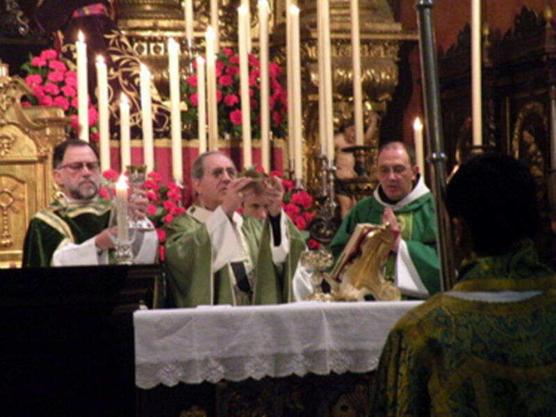 Galería del Altar y Quinario de la Hermandad de la Siete Palabra