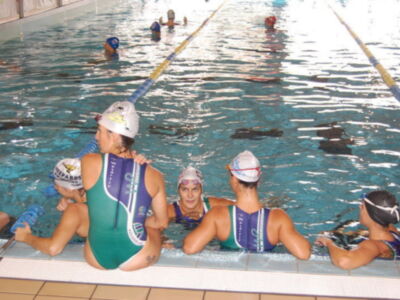 Sesión de terapia del C.W. Dos Hermanas-EMASESA ante el colista de la División de Honor femenina