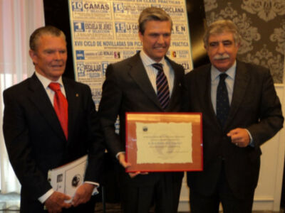 Espartaco, nombrado 'Profesor honorífico' de las Escuelas Andaluzas