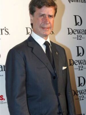 Los Alba apoyan a Cecilia Gómez la ex de Fran Rivera en Sevilla