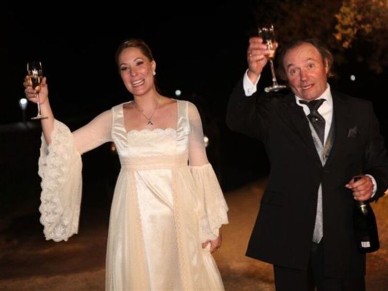Rocío Carrasco con Fidel Albiac, espectacular en la boda de su prima Rosario