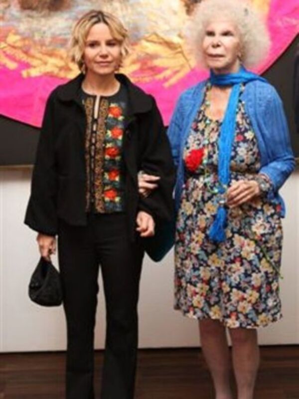 Eugenia Martínez de Irujo con la Duquesa de Alba en inauguración exposición taurina de la fundación  Pequeño deseo 