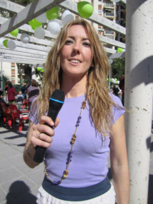 La cruz de mayo solidaria de Triana 2011 será presentada por Cristina Hache