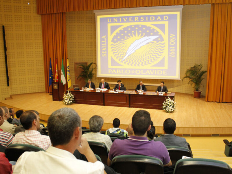 Comienzan en la UPO las jornadas "100 años de Ciencia al servicio de la Justicia"