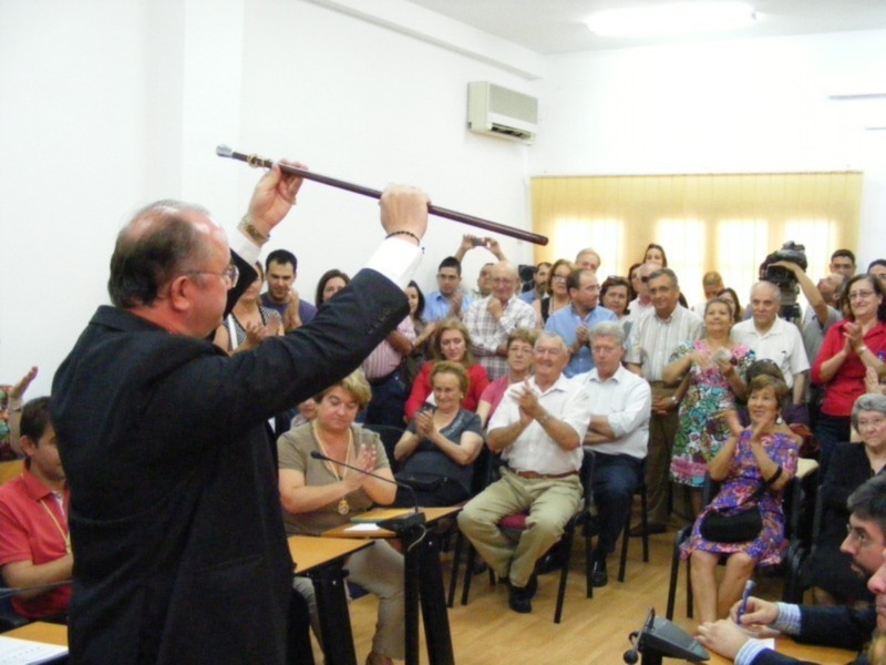 El socialista Manuel Camino, investido por segunda vez como Alcalde de Gines