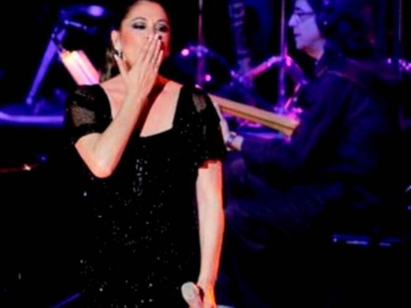 Isabel Pantoja, arrasa en Córdoba