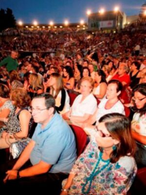 Isabel Pantoja, arrasa en Córdoba 