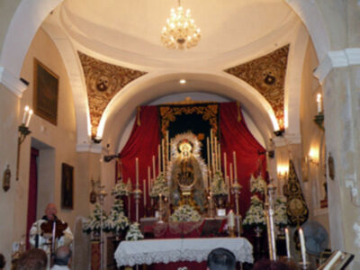 Altar y cultos en la capilla del Carmen de Calatrava (Sevilla)&#8207;