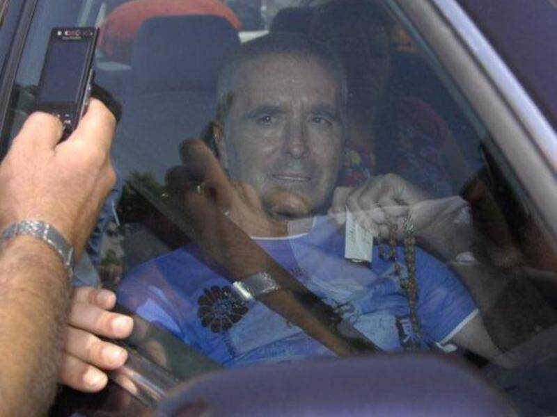 El doctor Alfonso del Corral, jefe de los servicios médicos del Real Madrid, se ocupará de la rehabilitación del torero Ortega Cano