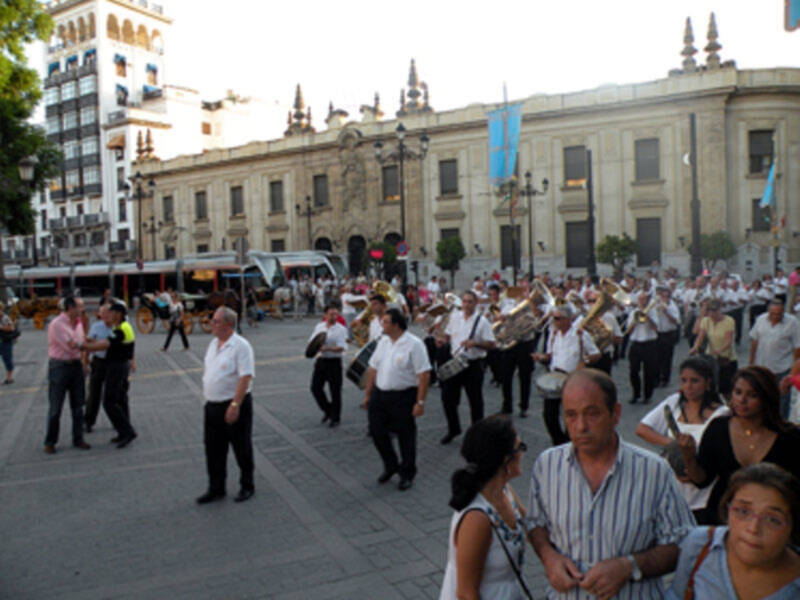 Concierto Extraordinario de la víspera de la Virgen de los Reyes