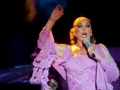 Chavely y Falete fans números uno de Isabel Pantoja en San Fernando el domingo ante 4.000 personas