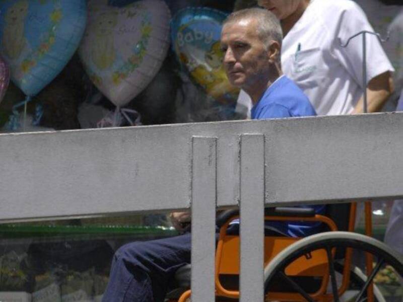 Ortega Cano sigue en silla de ruedas y tendrá que ser operado de nuevo el 14 de septiembre en Sevilla, esta vez de colon   