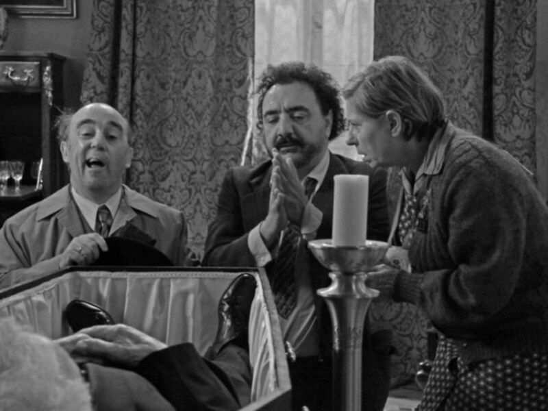 "Los muertos no se tocan, nene, de Rafael Azcona y José Luis García Sánchez, película inaugural del festival de sSvilla 