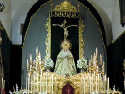 Espectacular altar de cultos de Triduo en honor a María Stma. de las Angustias Coronada de Alcalá del Río&#8207;