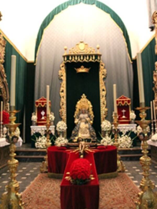Besamano y Besapies de la Virgen de las Angustias de Alcalá del Río