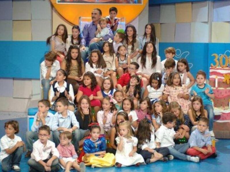 Juan y Medio con menuda noche celebra sus 300 programas en antena como líder de audiencia en su franja de emisión.