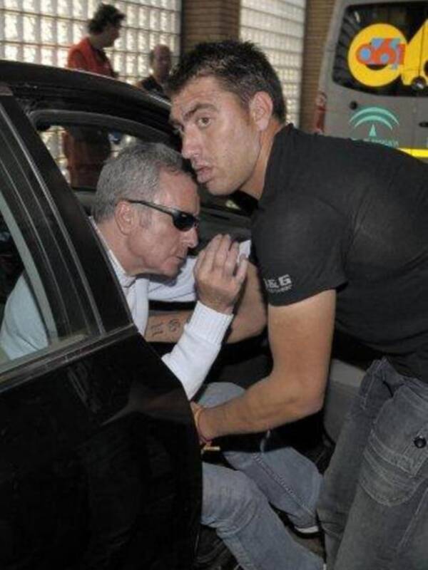José Ortega Cano ingresa en un hospital de Sevilla para ser intervenido del colon