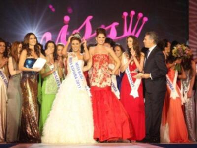 Miss España 2011 Andrea Huisgen; una catalana de padre alemán