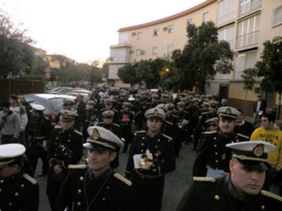 Pio XII y Begoña con la fe de la Milagrosa Sevillana.