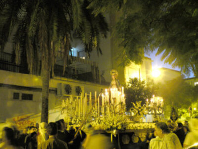 Pio XII y Begoña con la fe de la Milagrosa Sevillana.