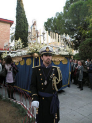 Pio XII y Begoña con la fe de la Milagrosa Sevillana.