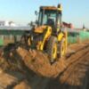 La delegación de Agricultura repara los caminos rurales del término municipal(Chipiona)
