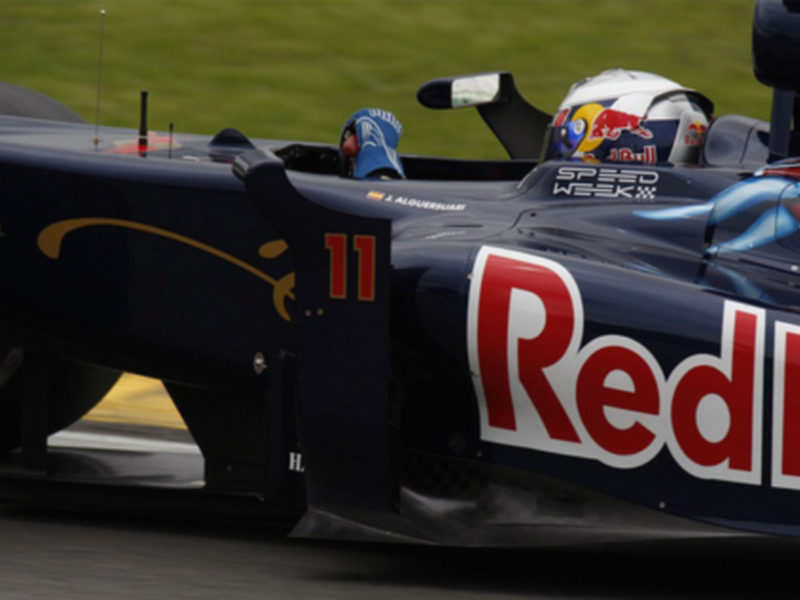 Mercedes plantea un nuevo reto en la carrera de Alguersuari