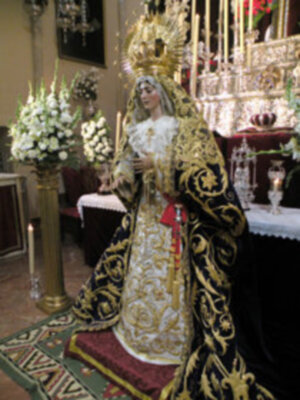 Galería del Besamano de la Stma Virgen de la Esperanza de la Hermandad de Jesús Nazareno de Alcalá del Río