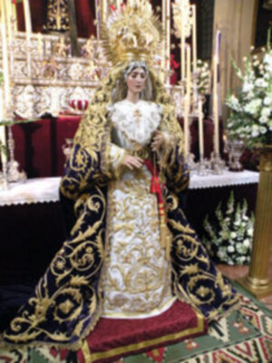 Galería del Besamano de la Stma Virgen de la Esperanza de la Hermandad de Jesús Nazareno de Alcalá del Río