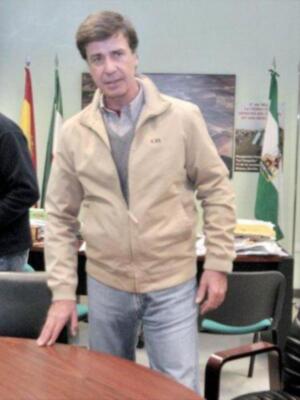 Cayetano Martínez de Irujo visita agricultores de Marinaleda