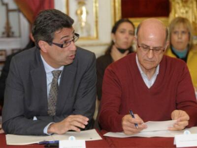 El plan de empleo de colectivos en emergencia social trae a Chipiona 51 contratos de quince días