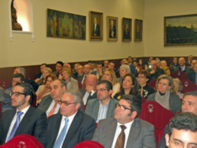 Mesa Redonda, sobre los Orígenes y Evolución de las Procesiones del Santo Entierro