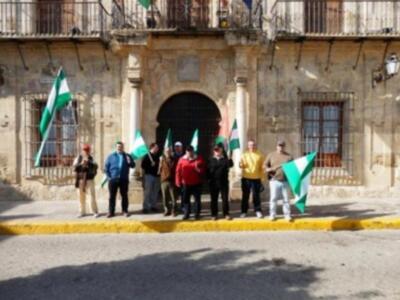 La Coalición partido Andalucista-Compromiso con Lora realizó la marcha reivindicativa por el arreglo de la carretera del veredón
