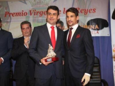 Juan José Padilla premiado ante su vuelta a los ruedos