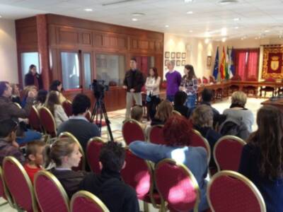 Alumnos y profesores de cuatro países europeos se interrelacionan con el Colegio Lapachar gracias al programa Comenius(Chipiona)