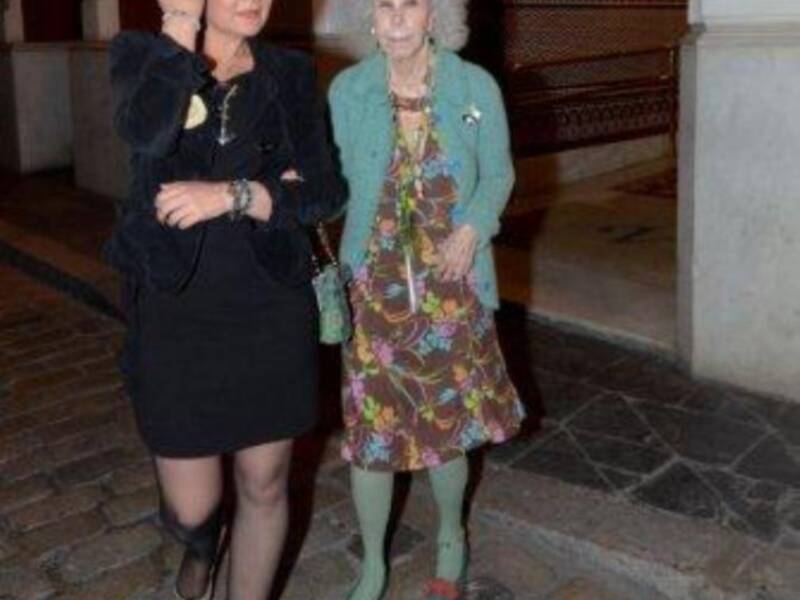Numerosos personajes conocidos en Feria de Sevilla 2012