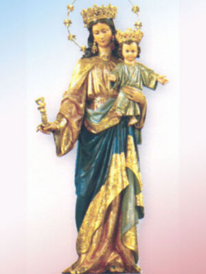 Mes de Mayo: Mes de María, Cultos en Honor y Gloria de María Auxiliadora Coronada en su Basílica en la Casa Salesiana de la Trinidad en Sevilla.