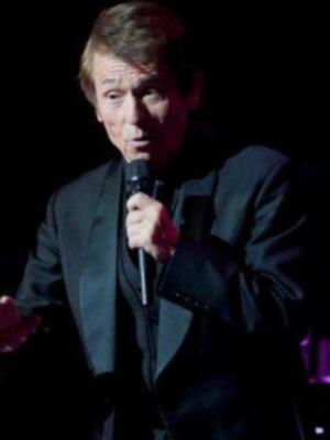 Raphael en Sevilla ante 1.800 espectadores 