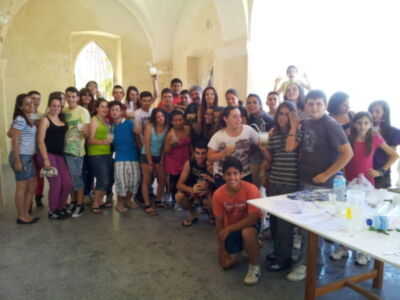 Medio centenar de jóvenes participan en un taller de cócteles sin alcohol(Chipiona)