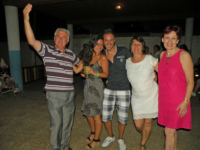 El grupo de teatro volver a empezar, puso el broche de oro de fin decurso del colegio de mayores Ceper del Polígono Norte  de Sevilla.