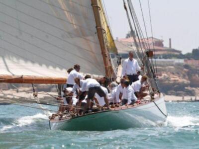 Piere Casiragui, tercer hijo de la Princesa Carolina de Mónaco y miembro de la Tripulación del Tuiga, en "la Semana Clásica de Puerto Sherry"