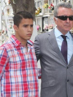 José Fernando recibe un millón de euros, herencia de Rocío Jurado de mano de su padre Ortega Cano