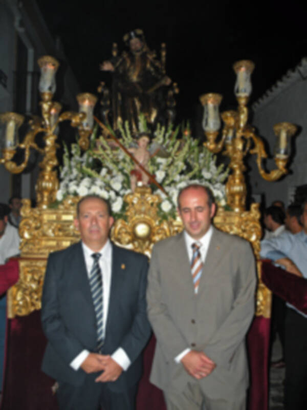Sevilla.En la villa de Alcalá del Río (Sevilla), se celebró la procesión de subida del Santo Patrón San Gregorio de Osset