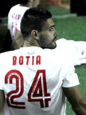 Kanoute se despide con un homenaje de Unicef a beneficio ciudad de los niños de África