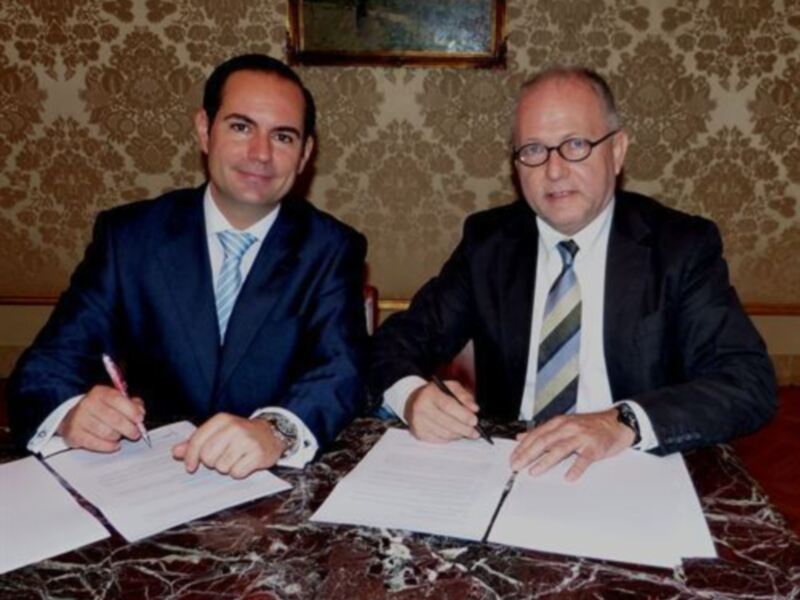 Desde el 1 de Noviembre de 2012 Chinese Friendly representará a la Cámara de Comercio Hispano China en Sevilla.