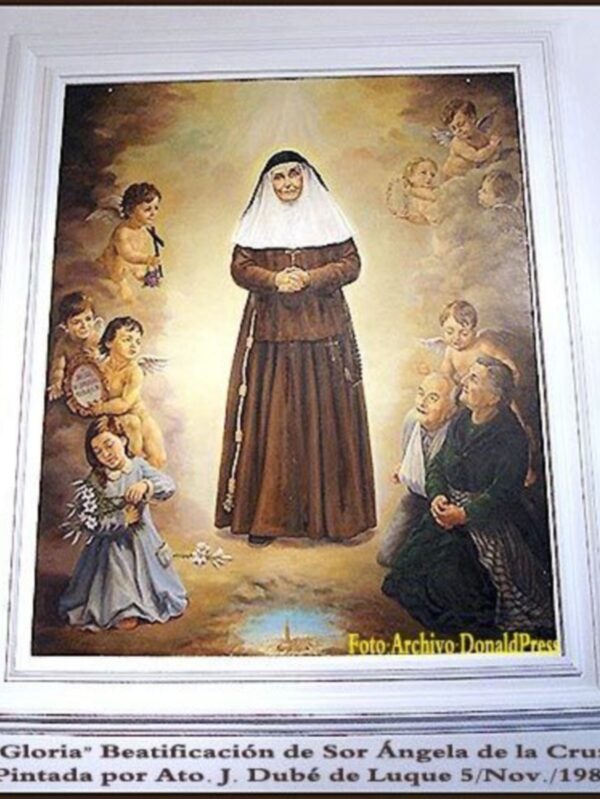 Analizamos las Máximas que, escribió Sor Ángela de la Cruz, a modo de Flor Espiritual, hoy: En el amor a la Cruz está la felicidad en este mundo y en otro (II).